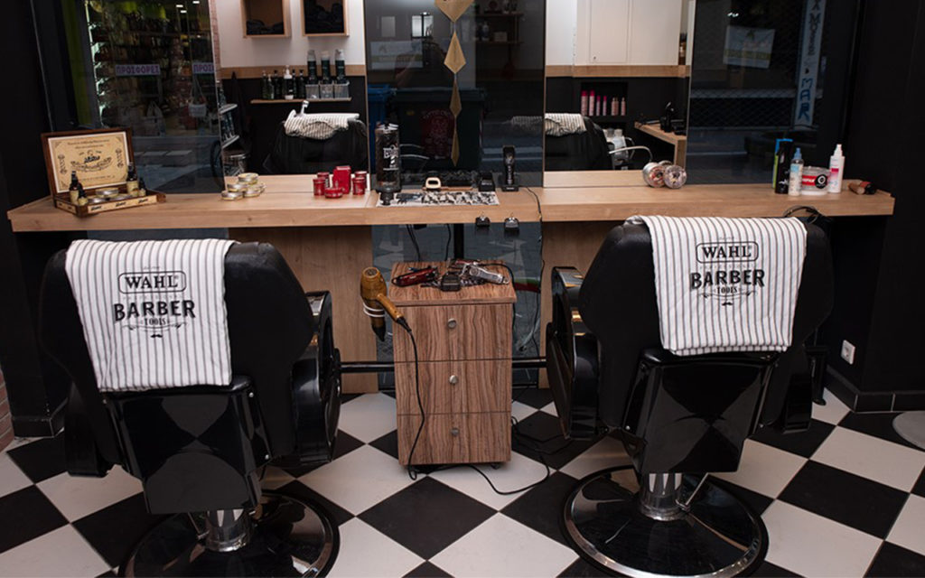 Barber Larisa sta Touch Hair Salloon
